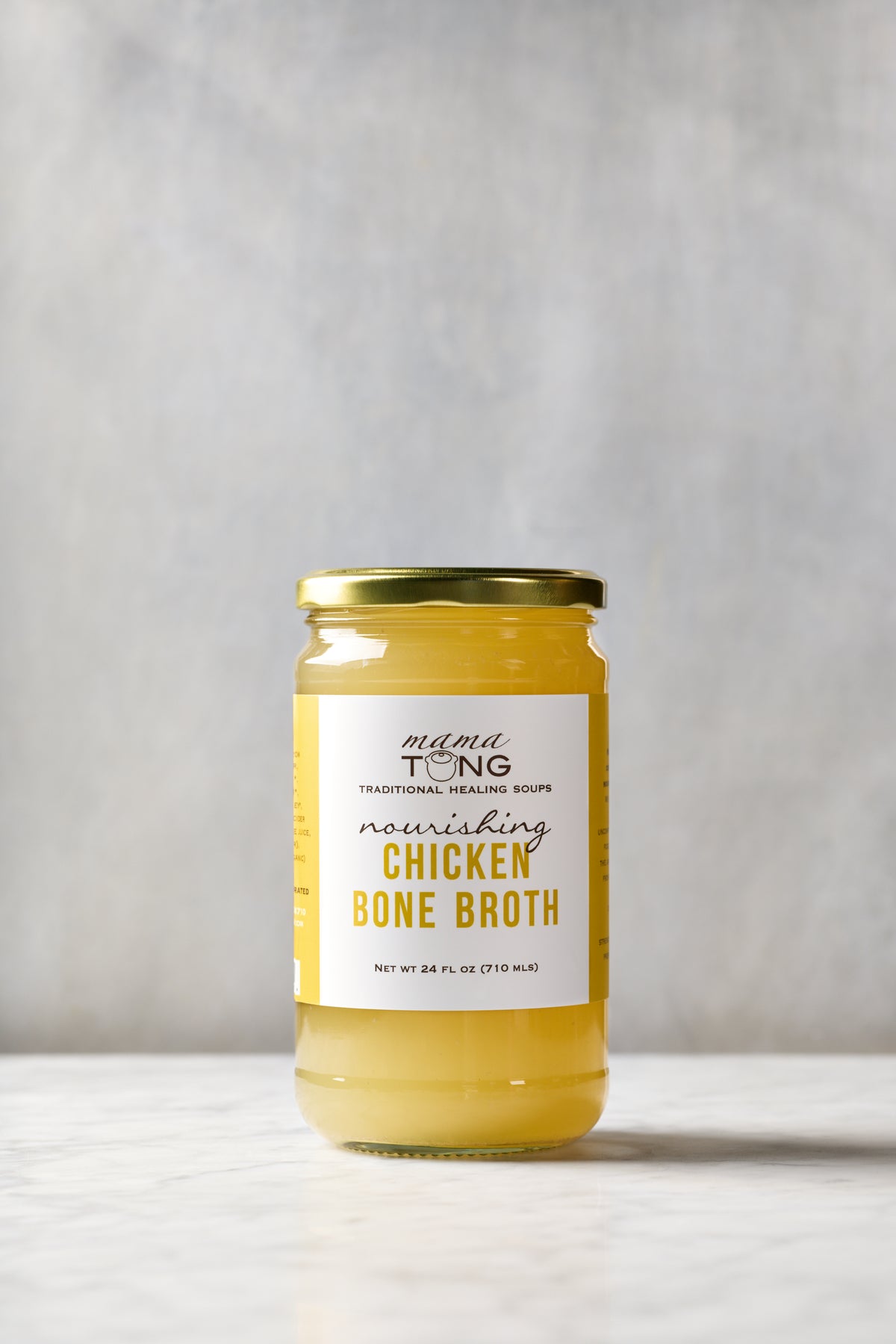 Chicken Bone Broth 24 oz refrigerated jar